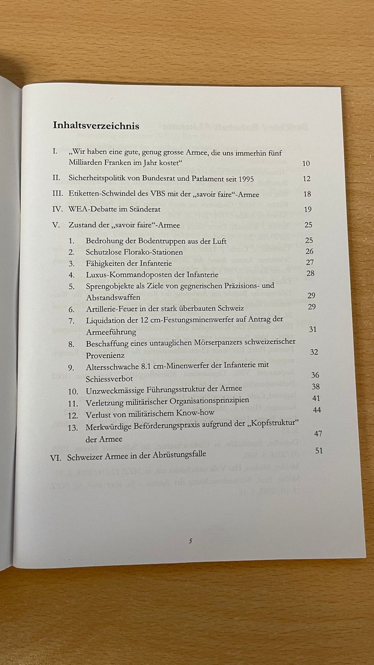 Libri: Schweizer Armee - Verteidigungsfall oder Luftschlossarmee ? – Nuovo (secondo la descrizione) da Glattfelden venduto da cybermaxx 1