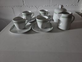 Kaffeegedeck 4 Tassen Unterteller Zuckerdose Kännchen 