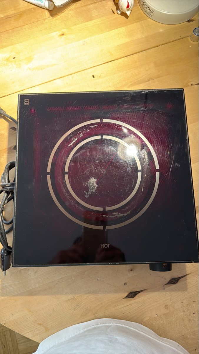 Servierplatten: Plaque de cuisson 1 zone d'occasion – Gebraucht aus Chêne-Bougeries von Seetooyoo