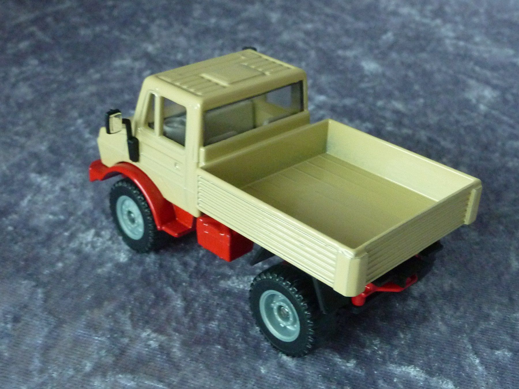 Siku Modellini d'auto: Unimog U1500 mit Gabelstabler Siku2522 – Nuovo (secondo la descrizione) da Dürrenäsch venduto da modellautos4you 6