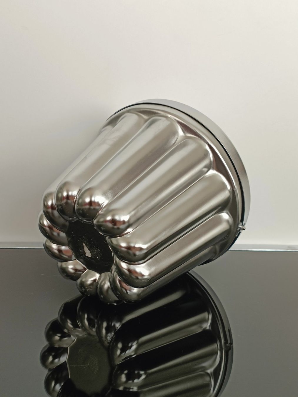 Backformen: Gugelhupf- oder Puddingform mit Deckel, in ausgezeichnetem Z – Gebraucht aus Birr von sen_sy55 1