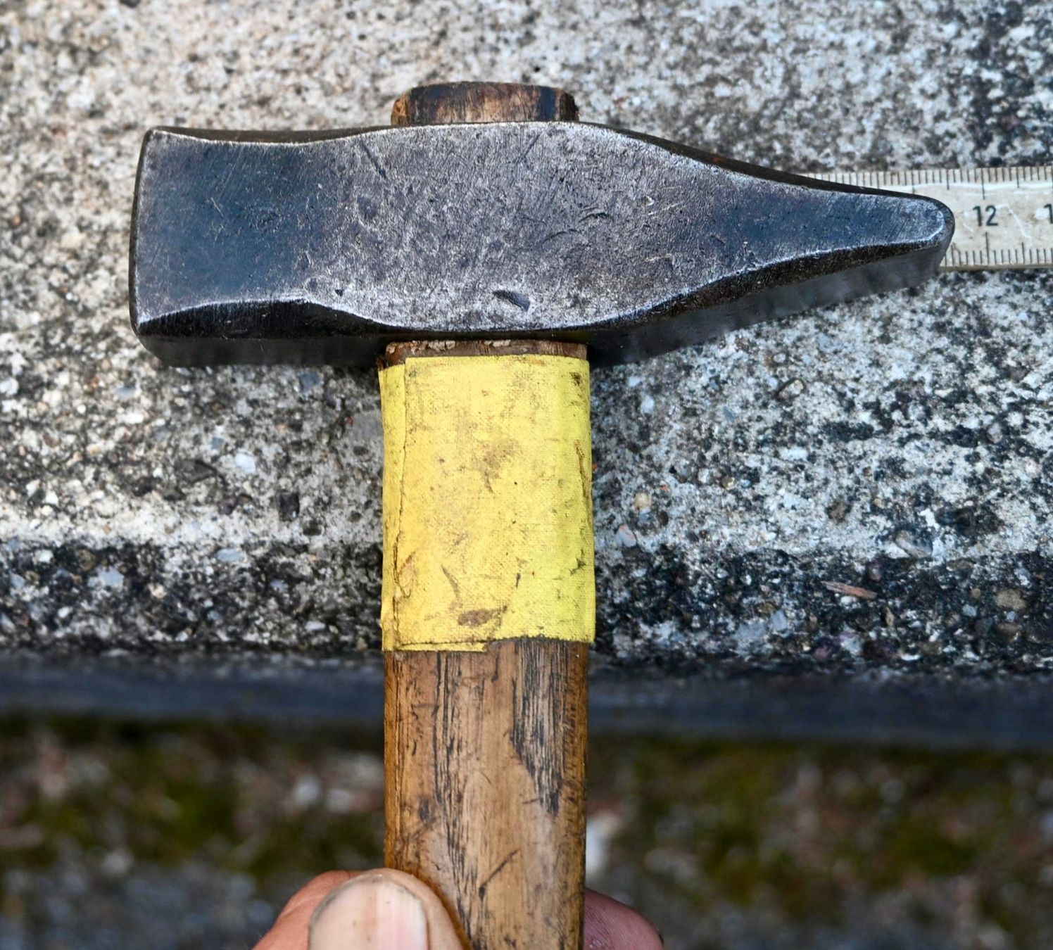 Tutti gli attrezzi: alter Schmiede Schlosser HAMMER  L 38cm – Usato da Pfaffhausen venduto da mono_rec 1