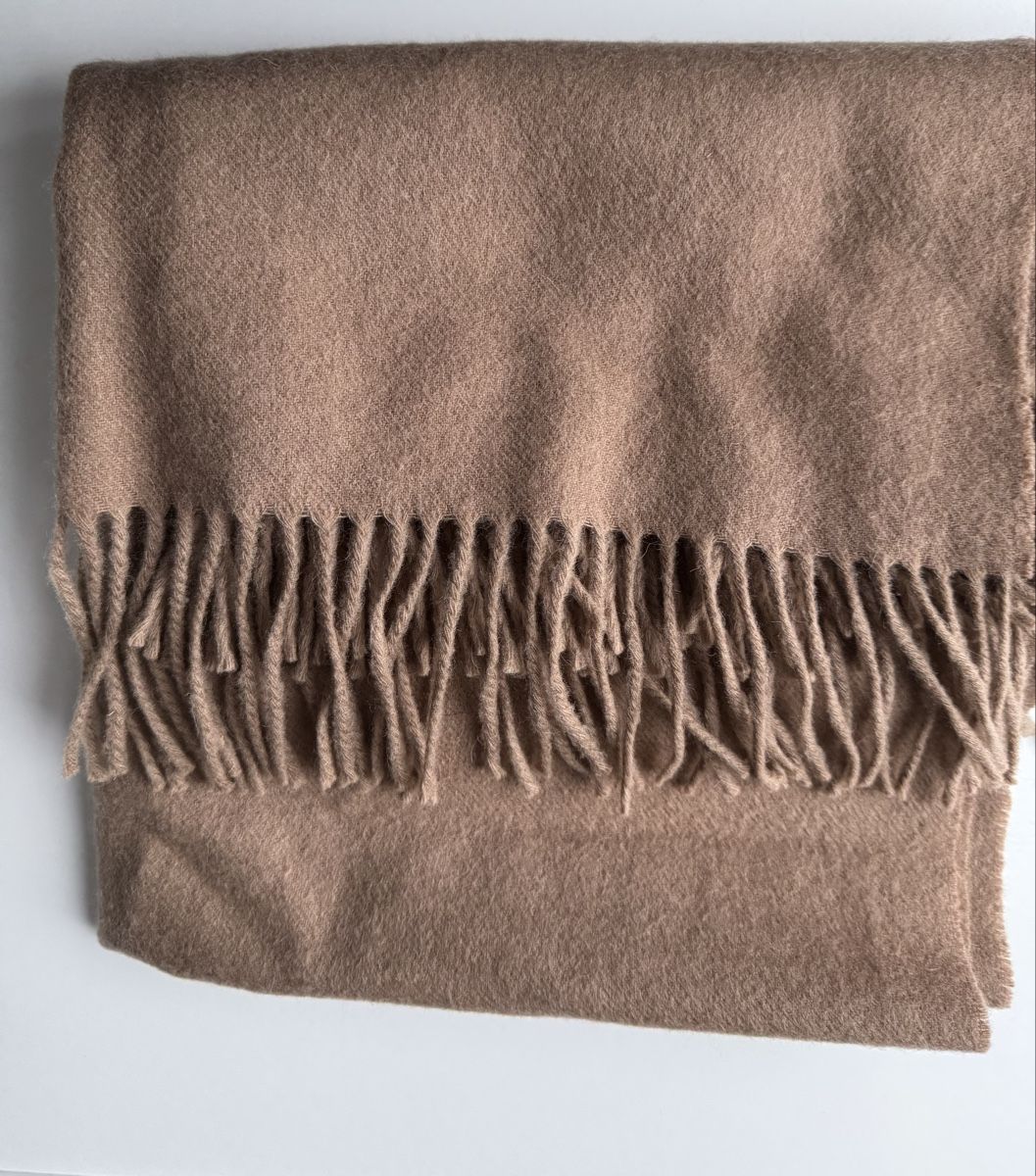 Foulards, Tücher & Schals: minimum Schal camel – Gebraucht aus St.Gallen von Isnisodo 2