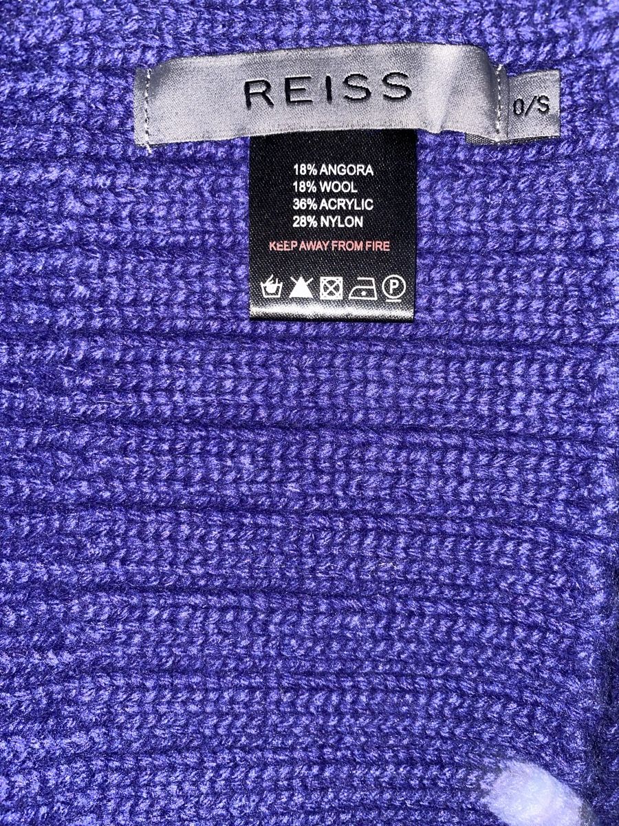 Foulard & Sciarpe: Reiss - Écharpe en laine angora violette – Nuovo (secondo la descrizione) da Genève venduto da TheMattiBoutique 1