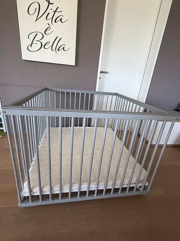 Box & Barriere di sicurezza: Laufgitter 95x95 – Usato da Triesen venduto da DesiL87 1