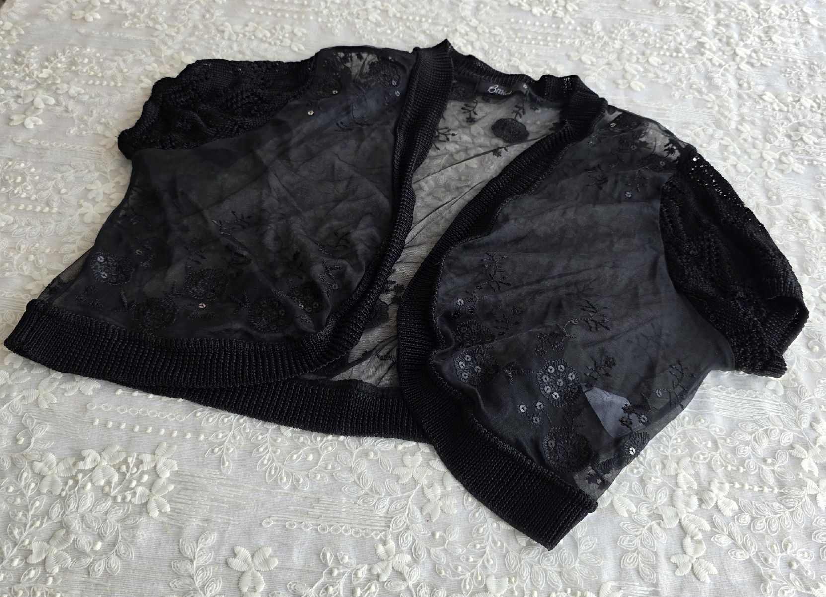 Bolero: Schwarze Bolero Jacke, Gr.XXL – Nuovo (secondo la descrizione) da Rheinsulz venduto da Gilea 7