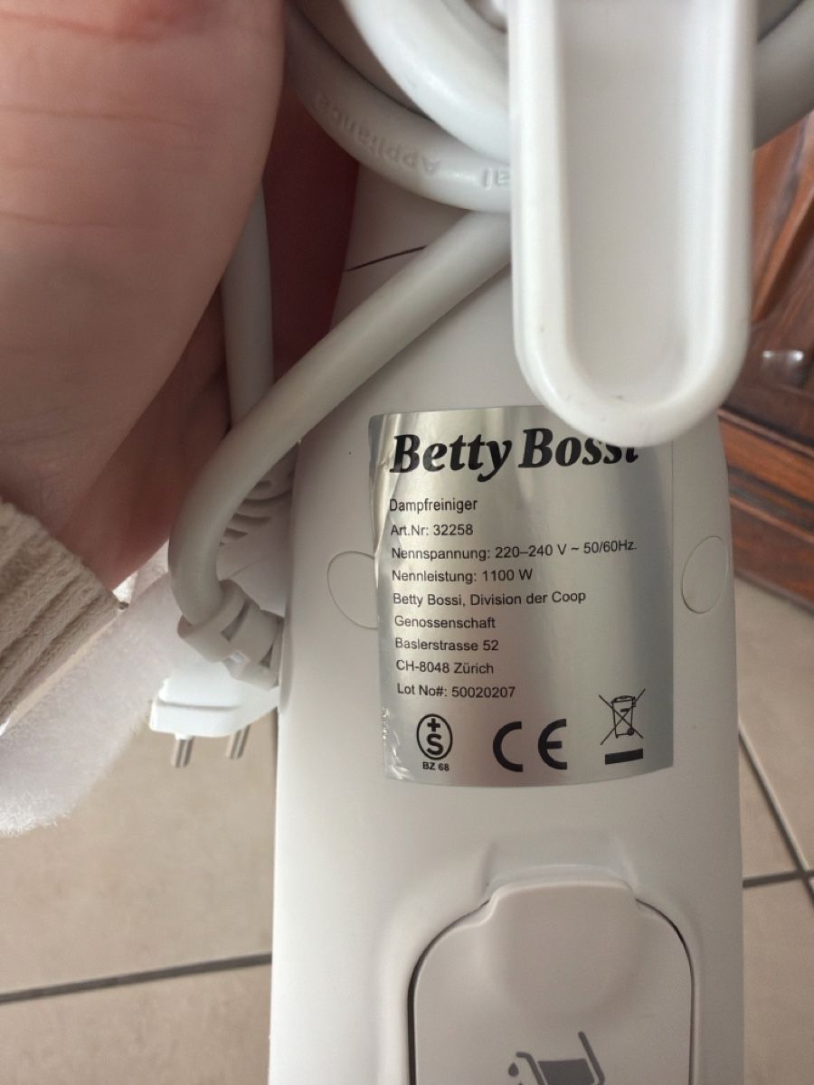 Dampfreiniger: Dampfreiniger mit Garantie – Gebraucht aus Basel von Celiiinchen97 6