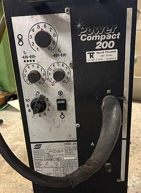 Saldatori: Poste à souder MIG ESAB Compact 200 ECF – Usato da Le Locle venduto da Sam54 4