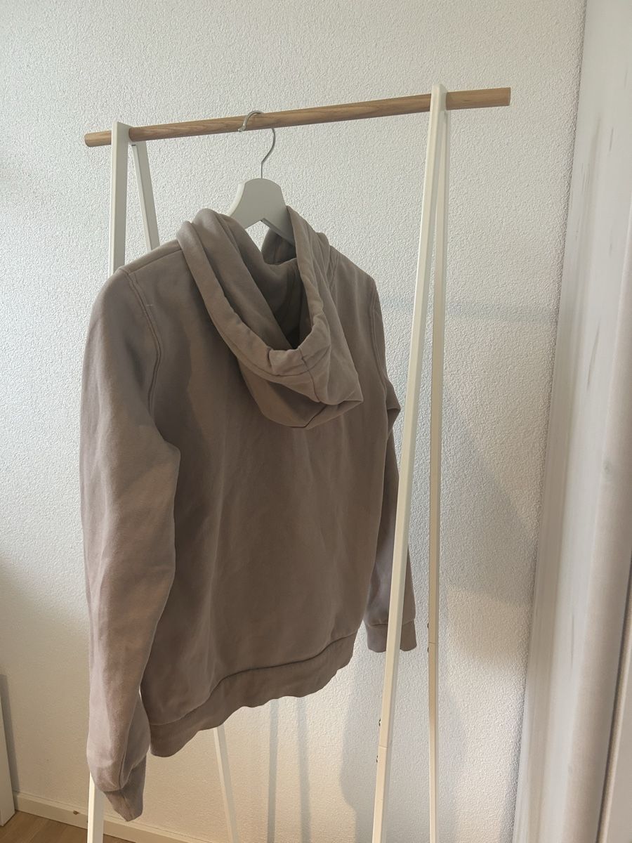 H&M Maglioni & Felpe: H&M Kapuzenjacke Grösse S – Usato da Niederhelfenschwil venduto da aur_ms6f 2