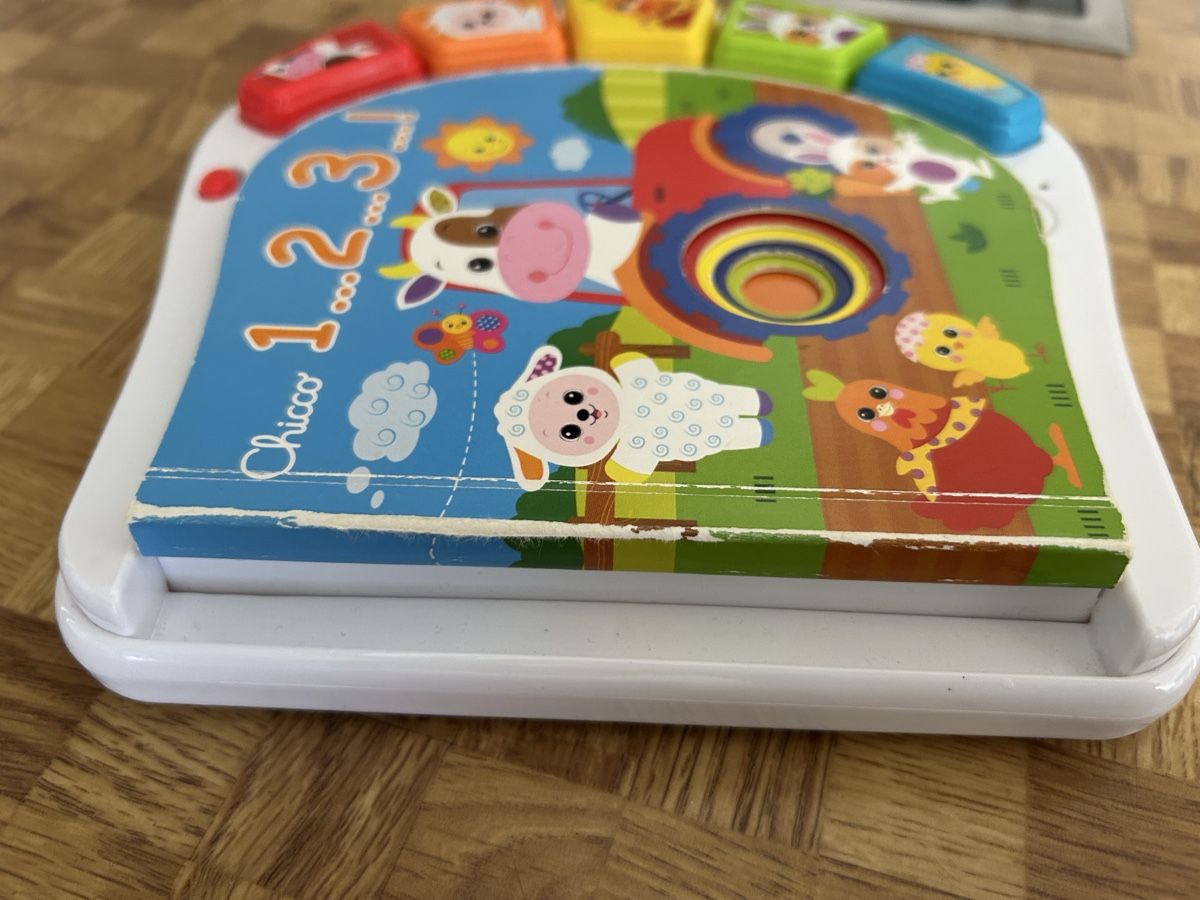 Chicco Giocattoli: Chicco Babybuch – Usato da Lausen venduto da Ella685 1