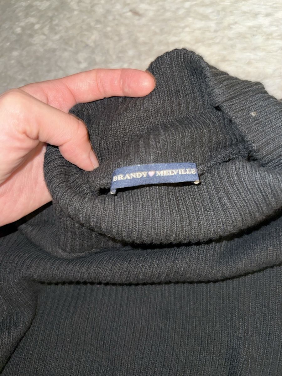 Brandy Melville Pullover & Sweatshirts: Brandy Melville Strickpulli, Rollkragen, Top Zustand! – Neu (gemäss Beschreibung) aus Liestal von isa_8y72 3