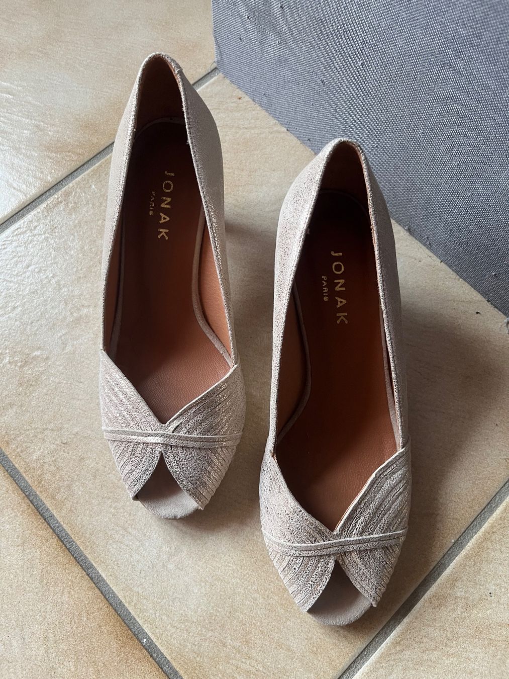 Jonak Scarpe da donna: JONAK PARIS Escarpins argentés taille 36 neuf – Nuovo (secondo la descrizione) da Vernayaz venduto da Darkfrost 1