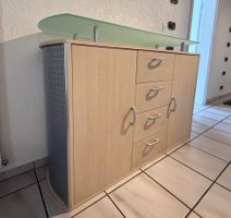 Holzmöbel / Holzkommode / Holzschrank mit Glasablagefläche