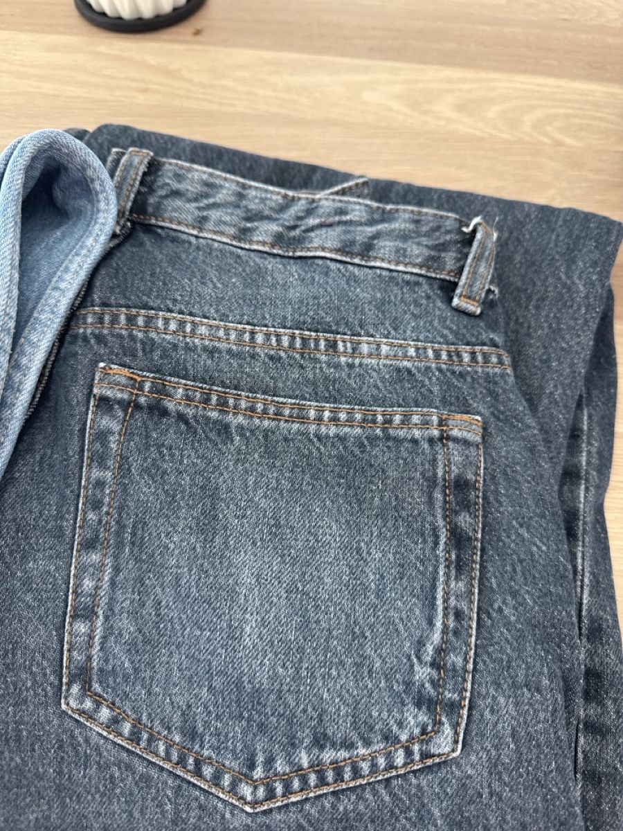 Jeans: 2x Jeans BERSHKA Grösse 34 – Usato da Lufingen venduto da TaZan01 1