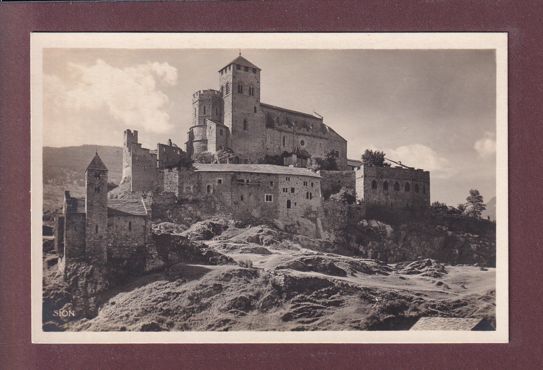 Cartoline postali: SION - Valère - 1927 – Usato da Pully venduto da nicecards