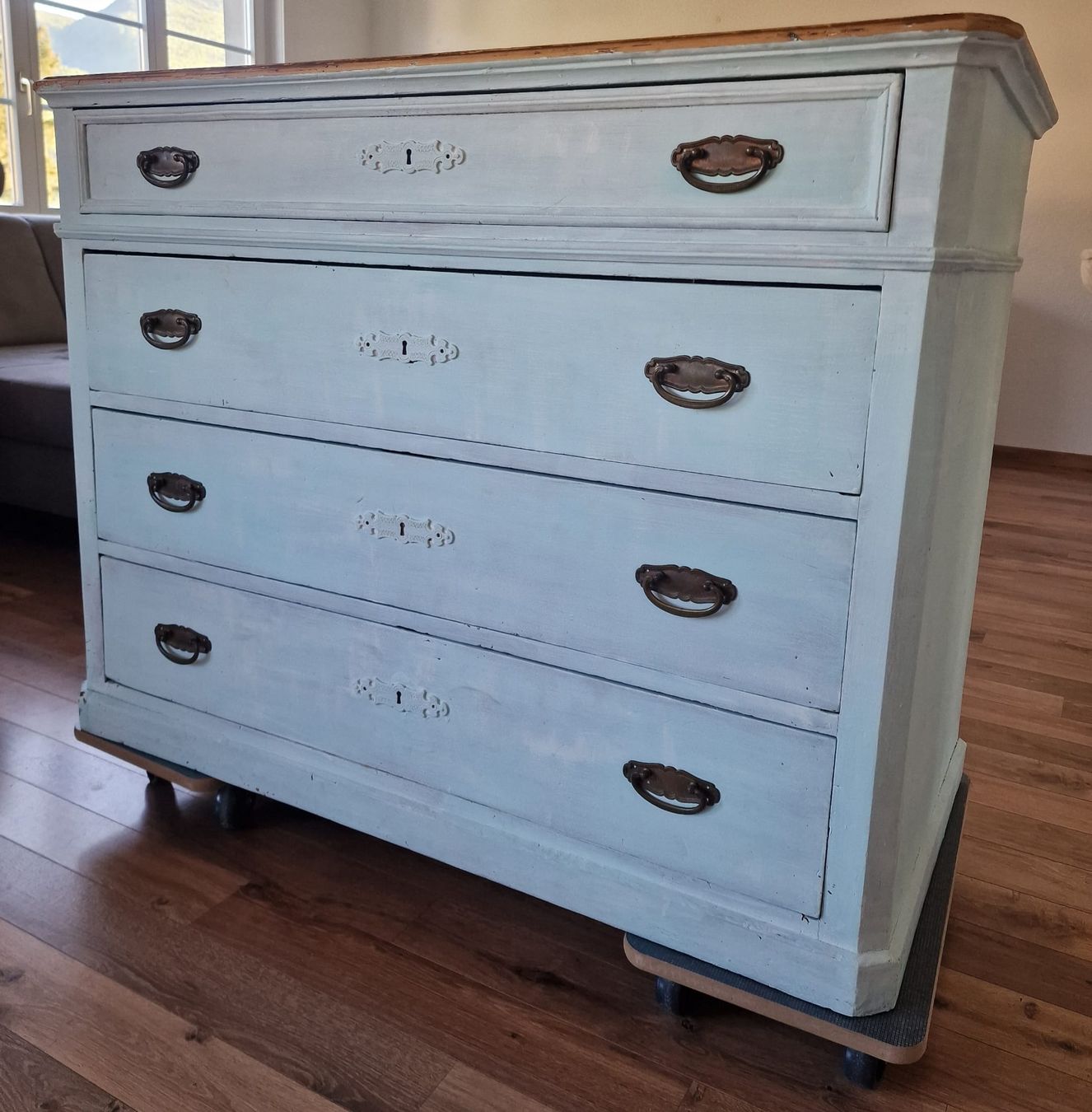 Cassettiere: Wünderschöne restaurierte Shabby Chic Kommode – Usato da Matzendorf venduto da nablueGT 2