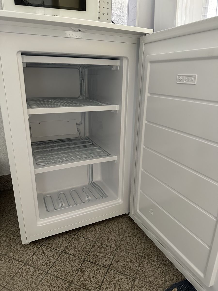 Congelatori: KIBERNETIK Gefrierschrank TK86L 3 Fächer – Usato da Bern venduto da mom_d6hv 1