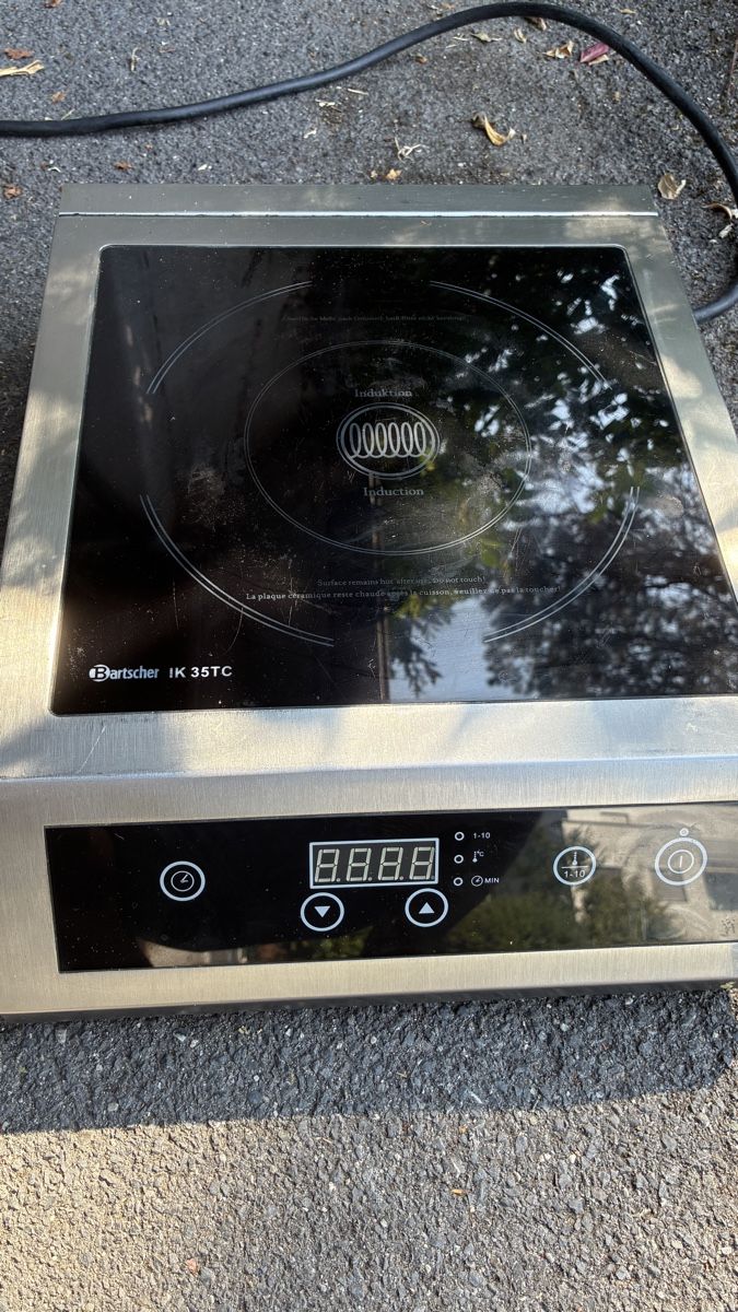 Cucine: Induktionsplatte Gastro – Usato da Luzern venduto da nodaris01 5