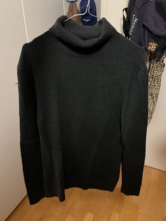 Pull à col roulé COS vert foncé