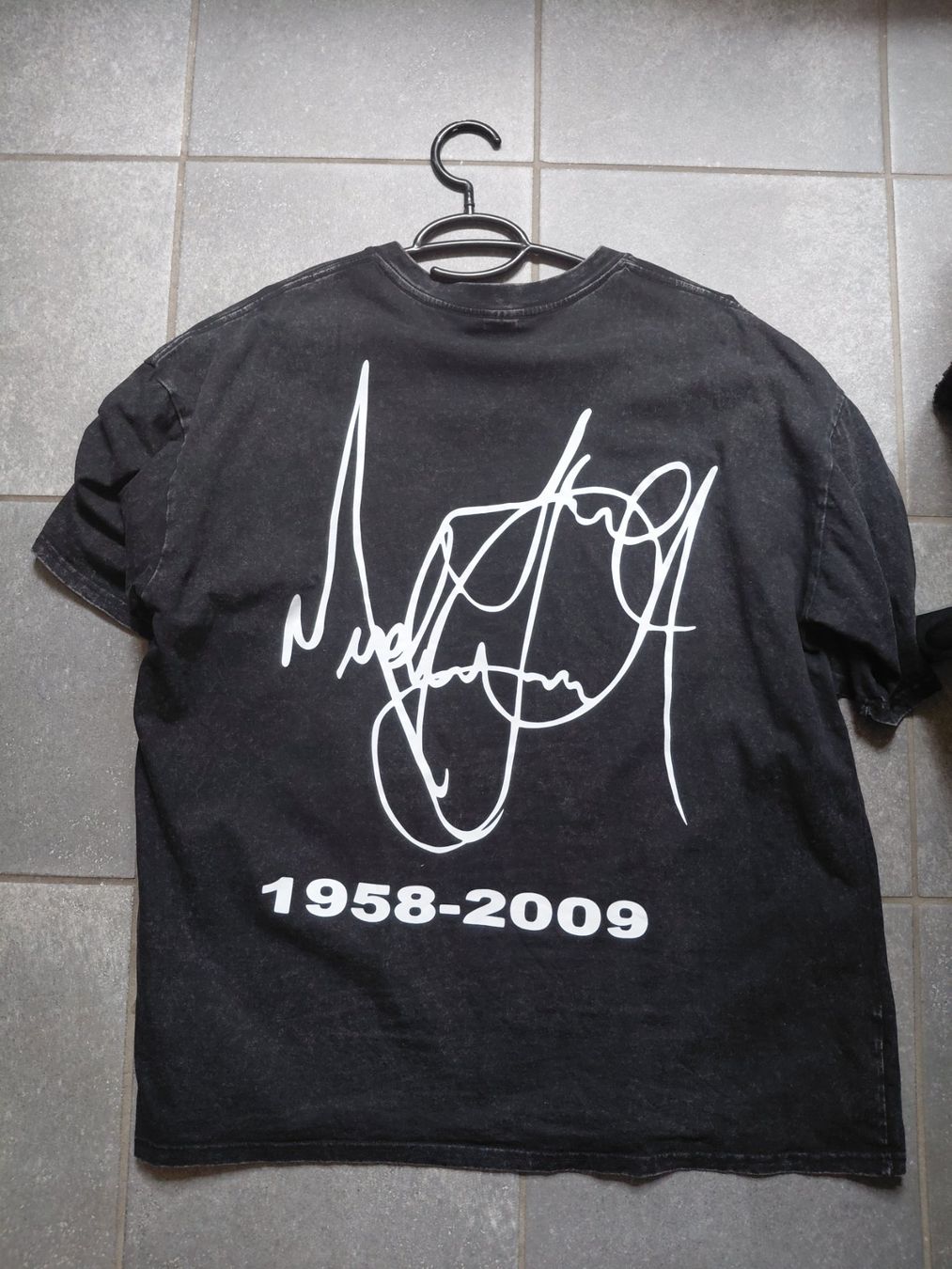 T-shirt: MJ oversize T-shirt gr M – Nuovo (secondo la descrizione) da Aesch BL venduto da shiva0211 2