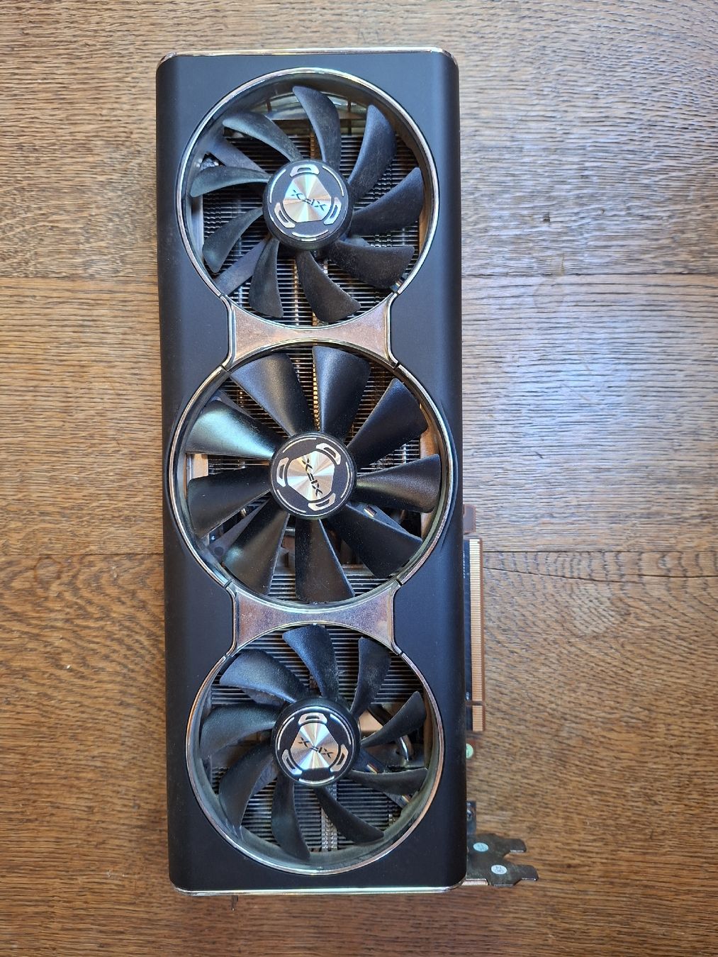 Amd Schede grafiche: AMD Radeon RX 5700 XT XFX – Usato da Mühlehorn venduto da J.Kaeppler 2