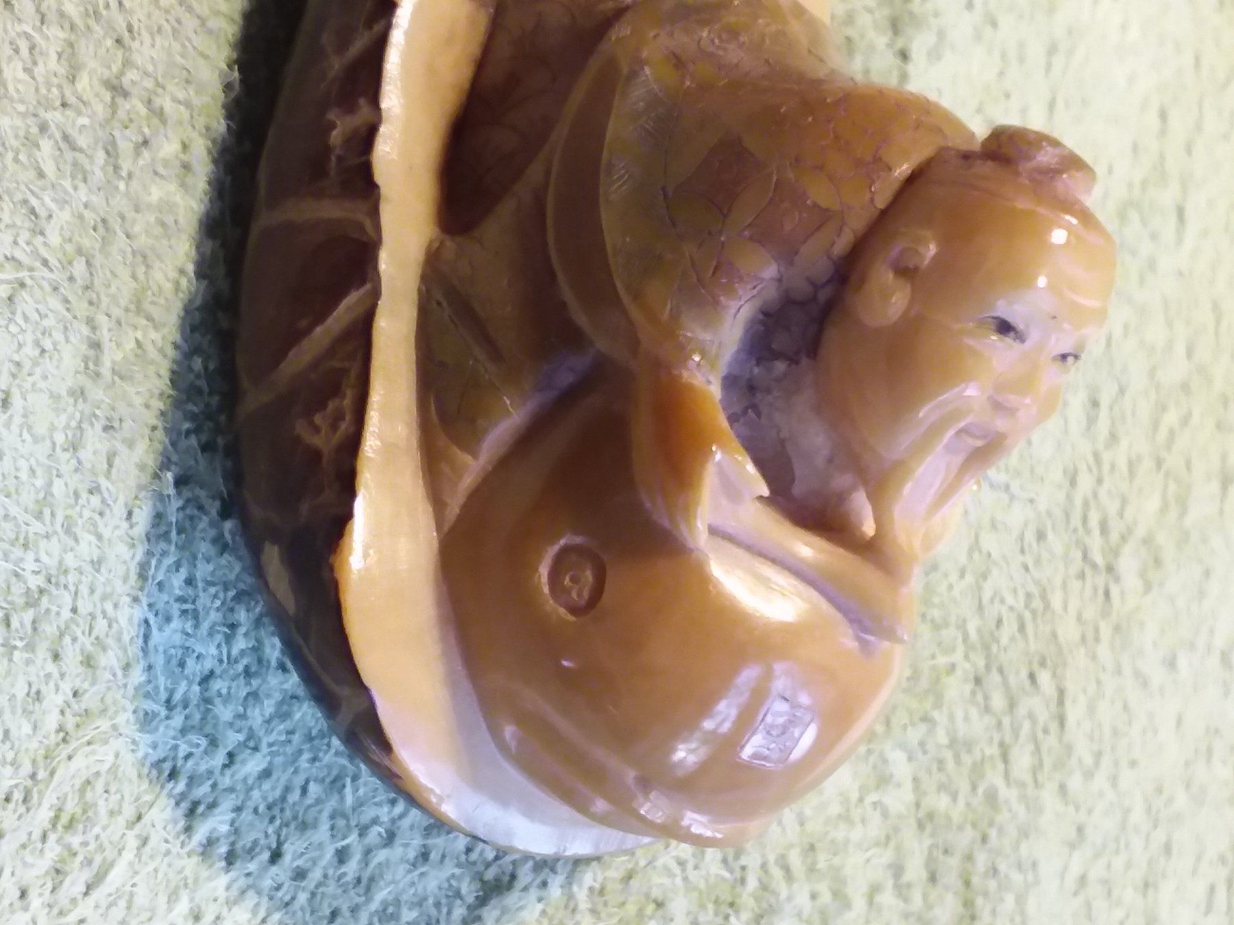 Statuette: Signiertes Netsuke, Mönch reitet Wal, Japan – Usato da Zürich venduto da sanwit 8