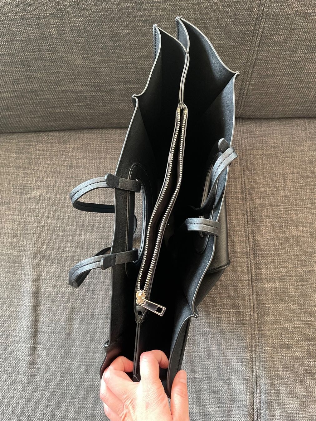 Zara Borse da donna: Tasche von Zara, neu – Nuovo (secondo la descrizione) da Richterswil venduto da Lasminia 2