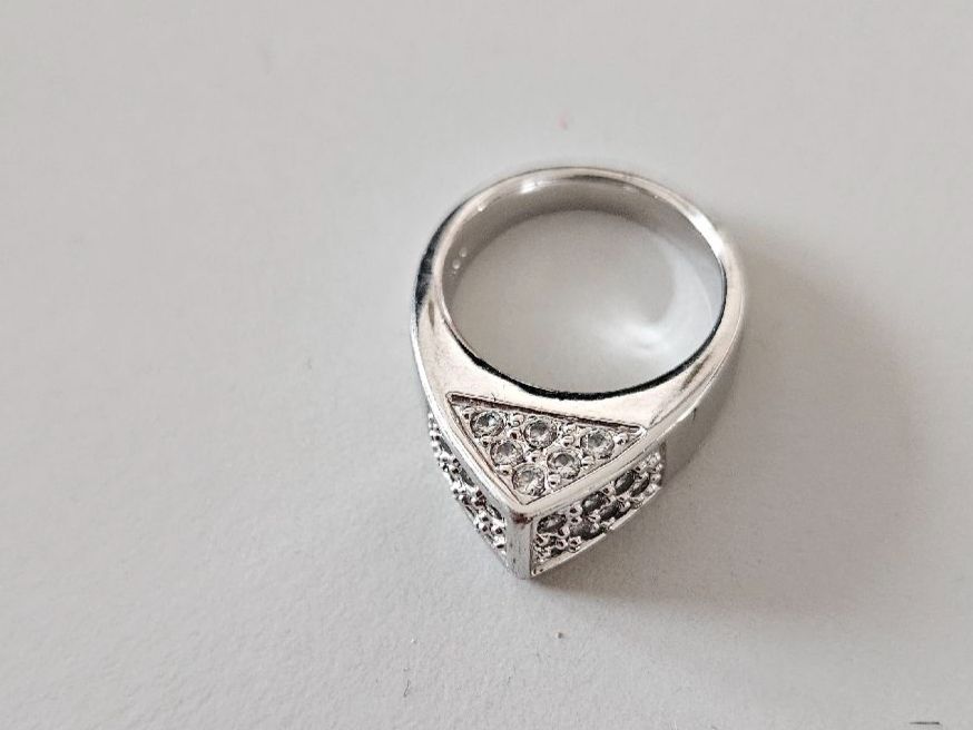 Ringe: Ring mit Zirkonia, Grösse 51 – Gebraucht aus Urdorf von Colina 6
