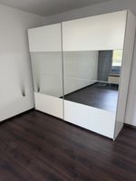 Schiebetür Klieiderschrank