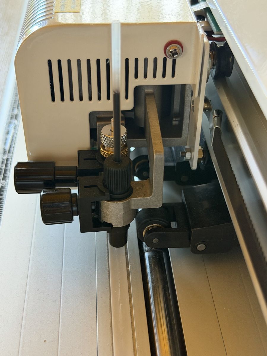 Alle Maschinen: Desktop Plotter Vevor EH - 720 TS – Gebraucht aus Dulliken von Erfolgreich05 5