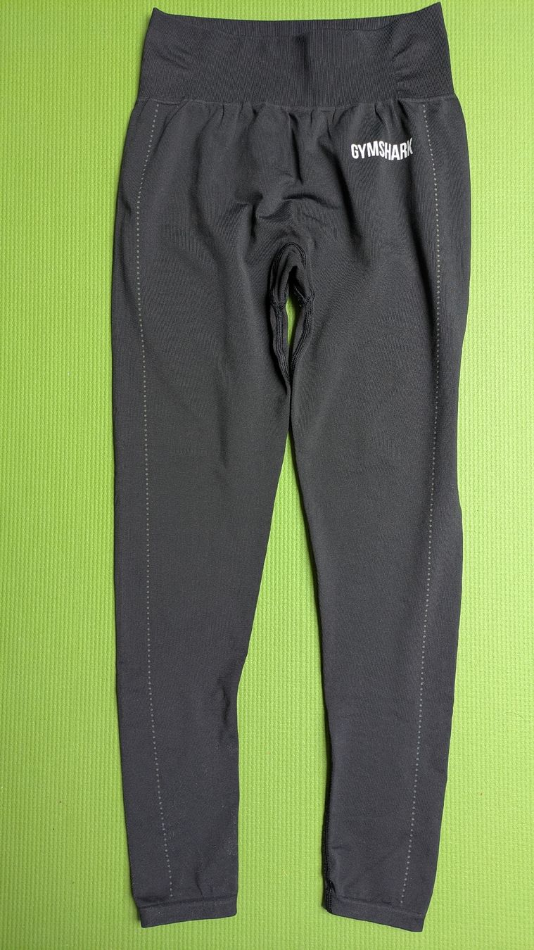 Leggings: Gym shark leggings – Usato da Ettingen venduto da hms_w27b