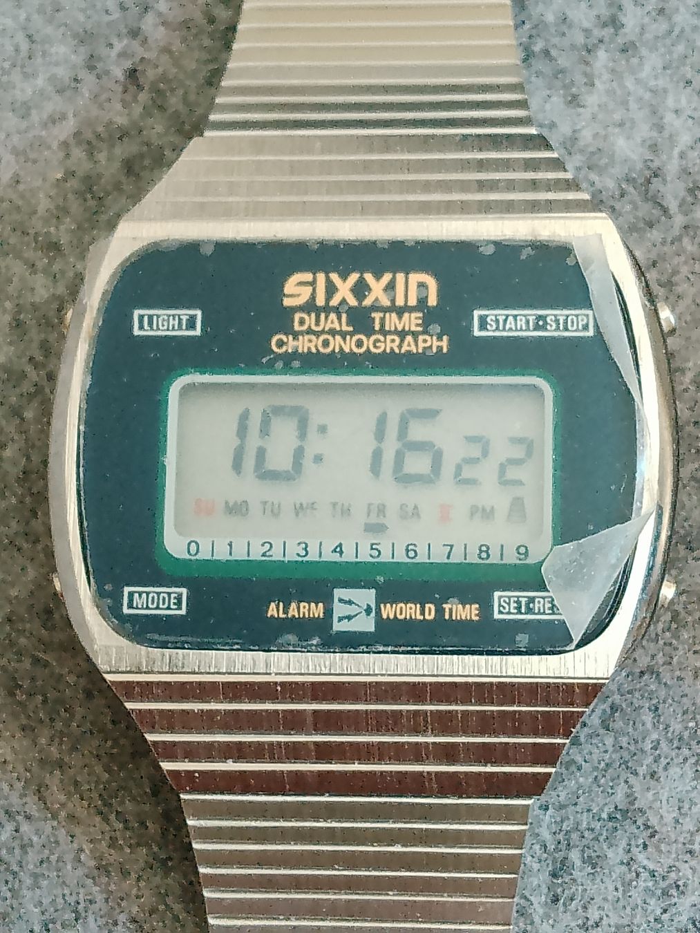 Orologi: Lot Nos 5 Lcd Quartz alles läuft – Nuovo (secondo la descrizione) da Agno venduto da sam2608 2