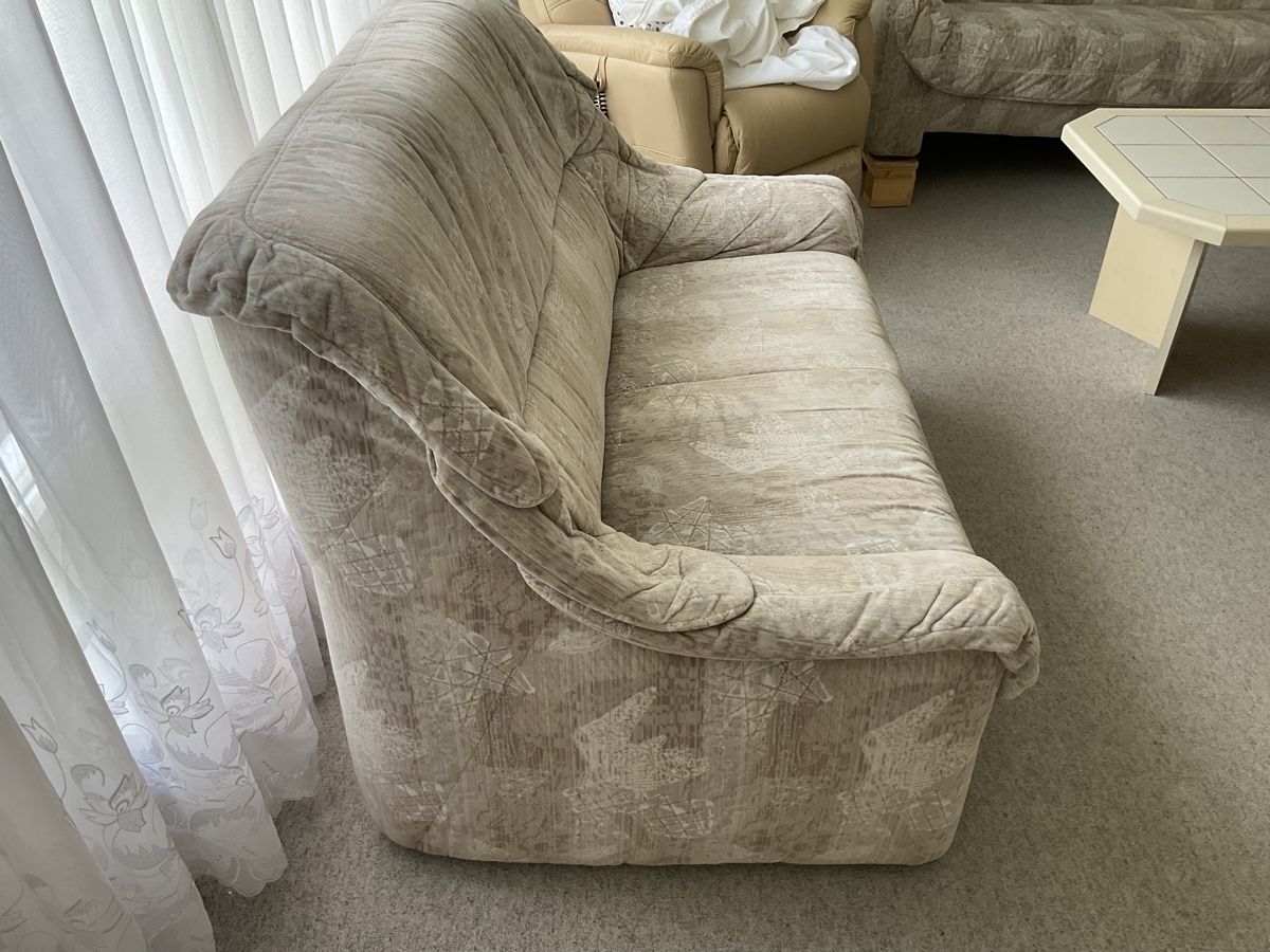 Divani: Sofa 2er, Stoff beige/grau – Usato da Trimbach venduto da Lexli11 1
