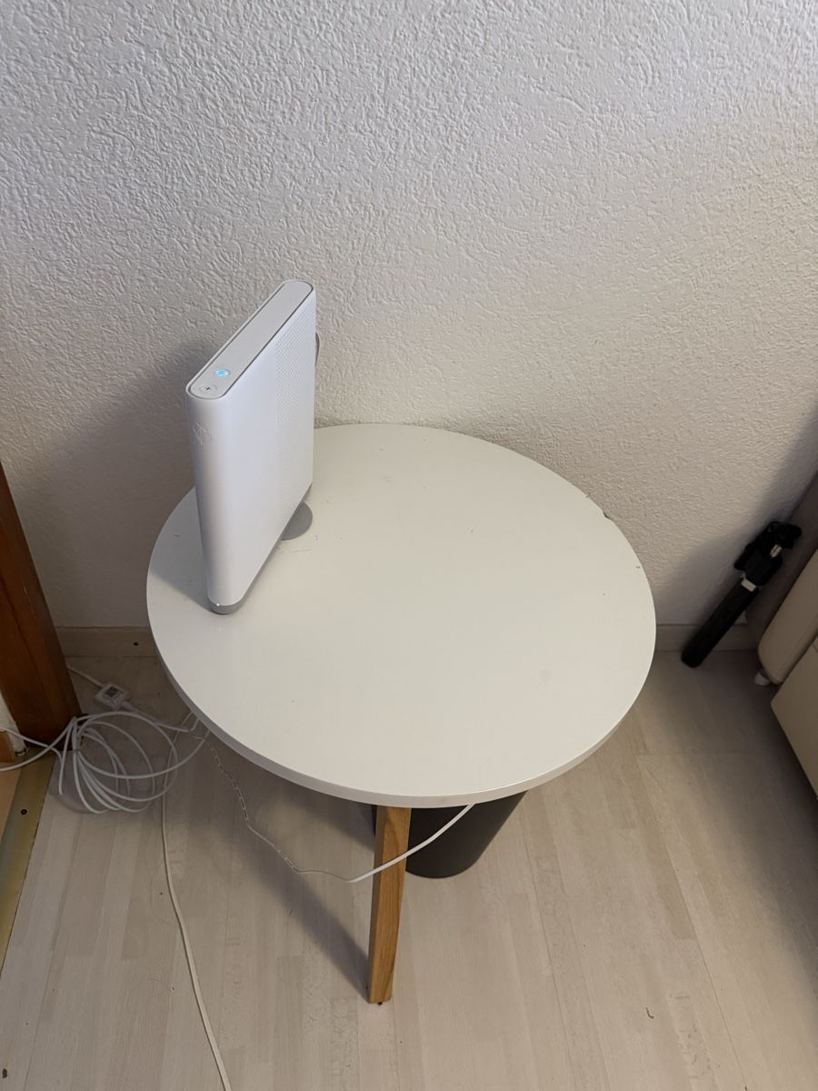 Tavoli: Round side table white diameter 40cm wooden legs – Usato da Baar venduto da luc_6ddm 1