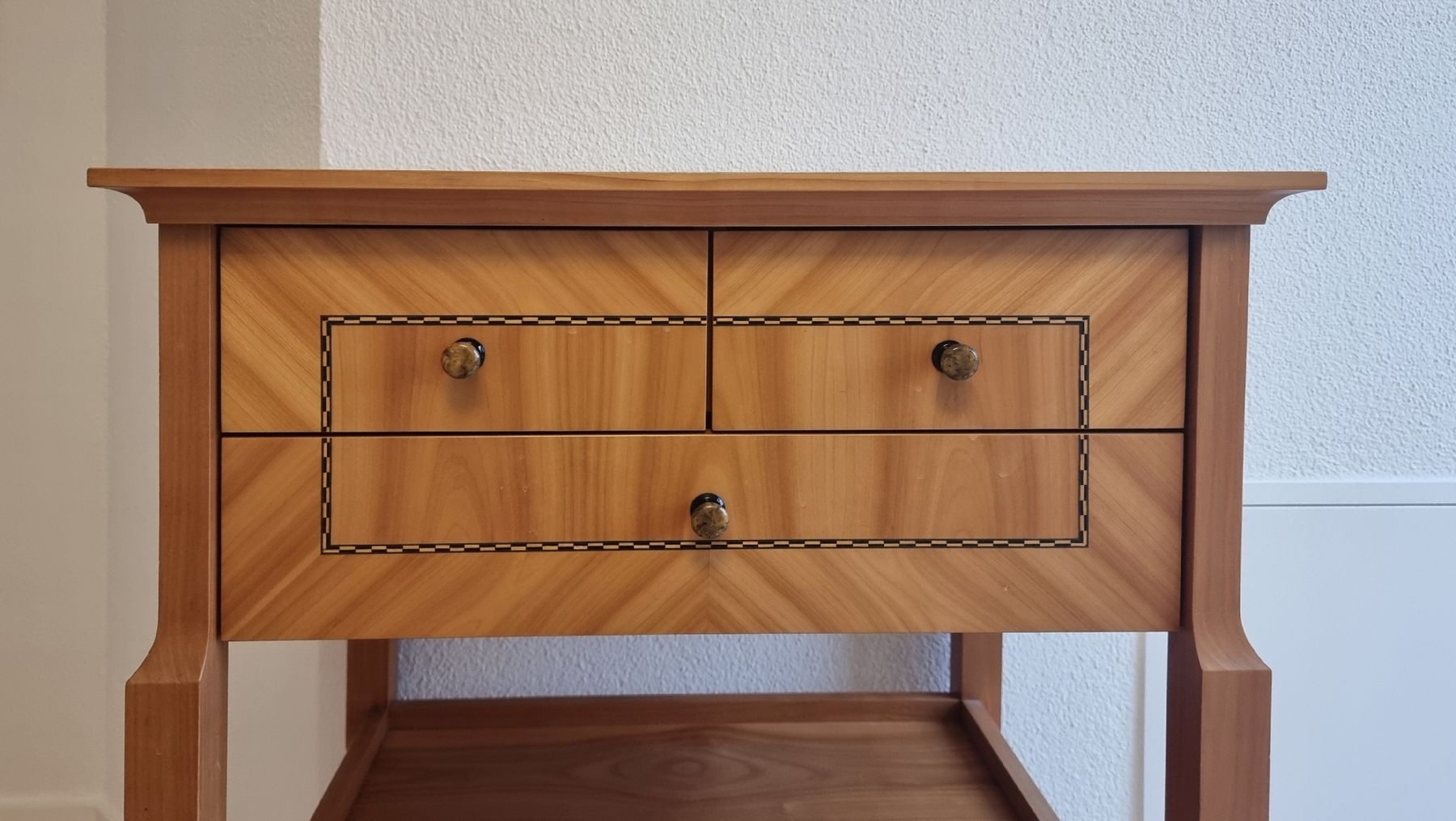 Cassettiere: Wunderschönes Vorplatzmöbel – Usato da Bottighofen venduto da buzz02 2