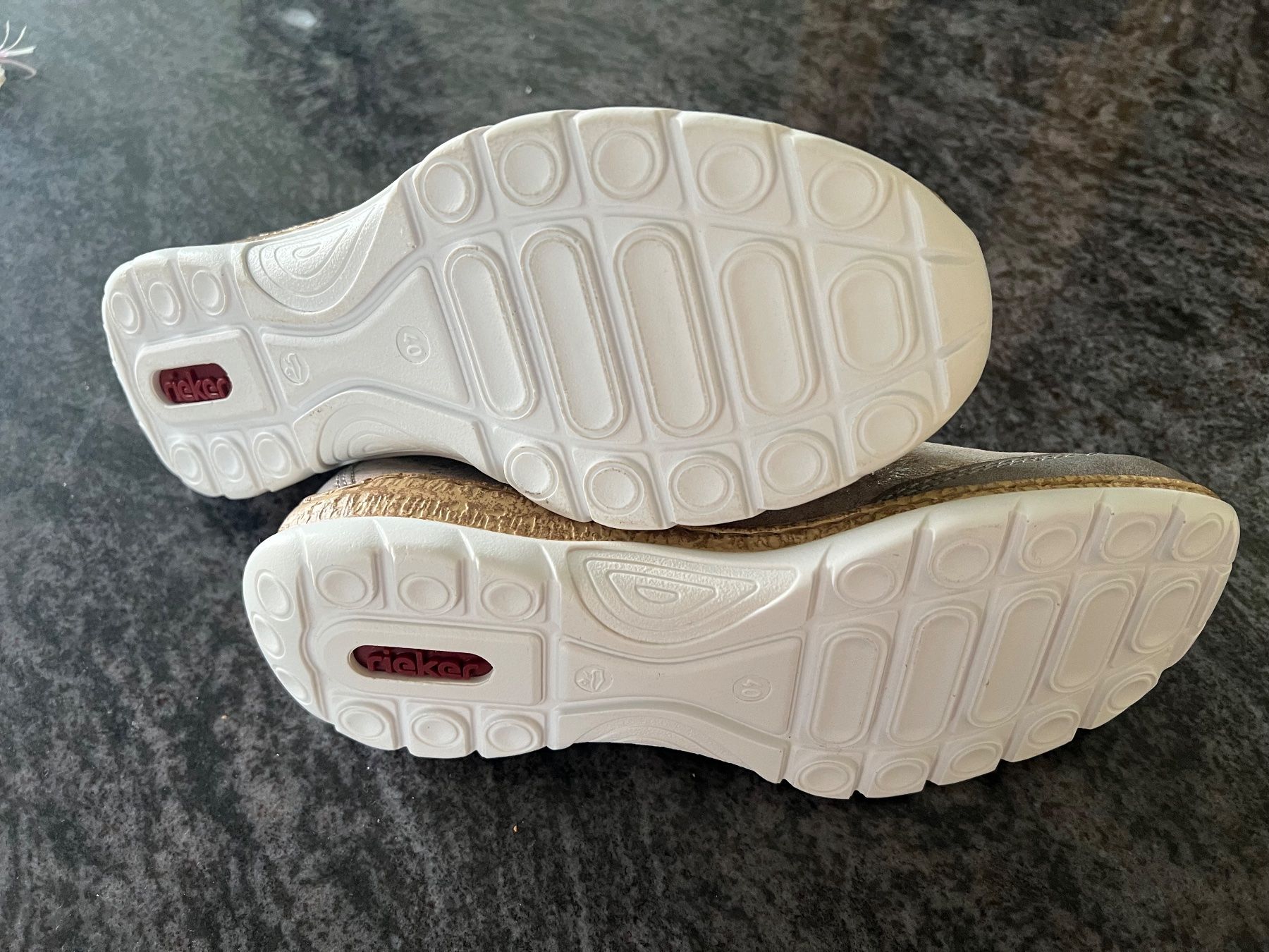 Scarpe da donna: Rieker 40 – Usato da Münchenbuchsee venduto da dani1113 2