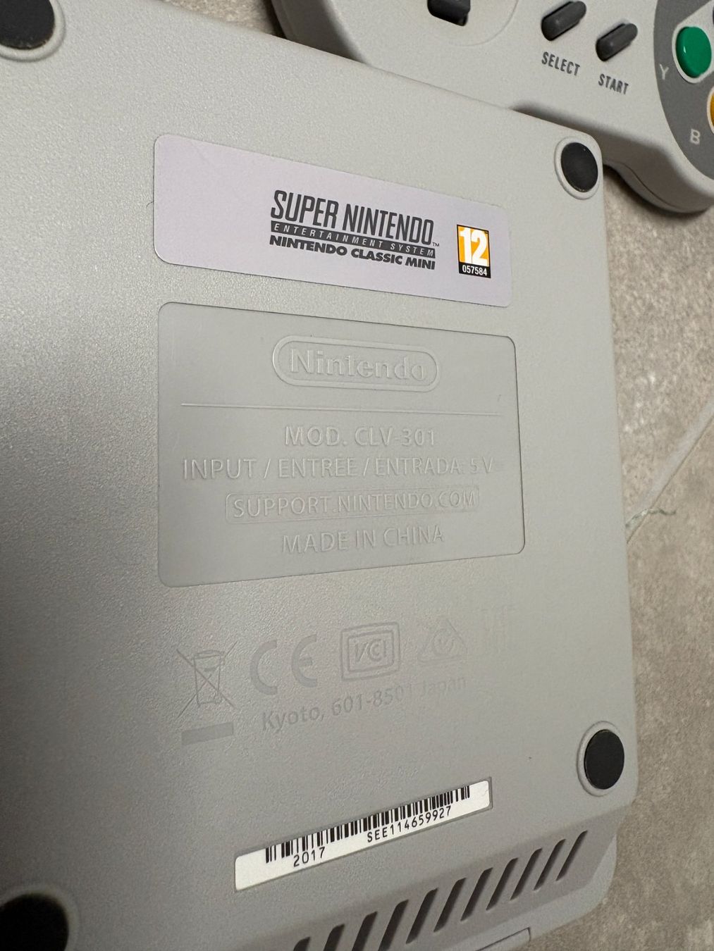 Nintendo Console: Nintendo Classic Mini + 21 Spiele – Usato da Steffisburg venduto da Octabrain 3