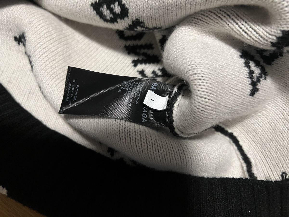 Balenciaga Maglioni & Felpe: Balenciaga Pullover – Usato da Reiden venduto da LU-Tower 3