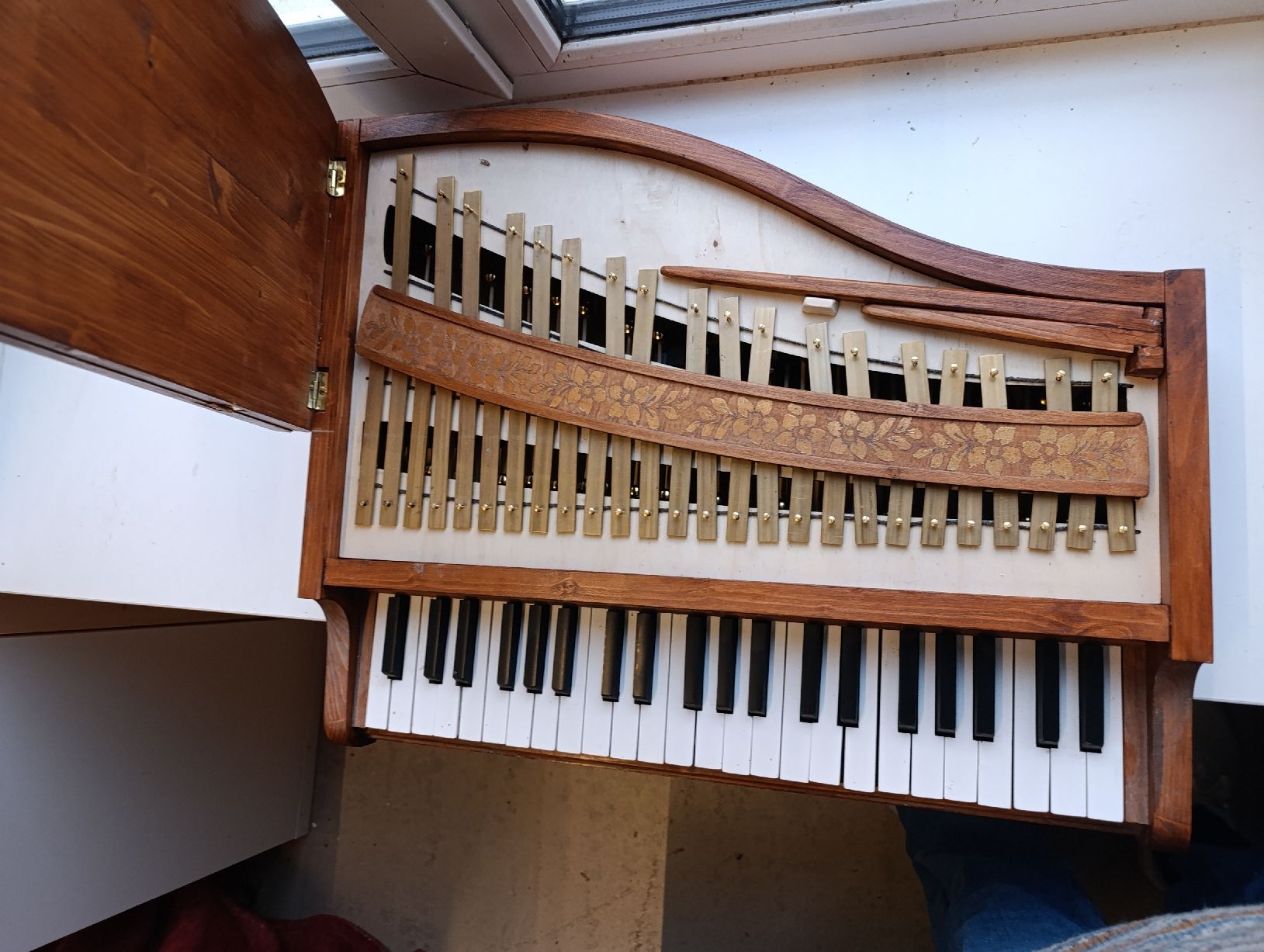 Musikinstrumente: Tastenglockenspiel mit Messing Klangplatten – Gebraucht aus Herisau von kjs_lcs6 3