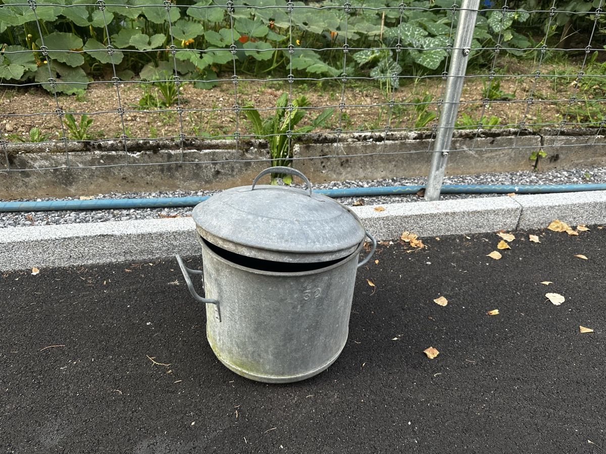 Pentole: Abfalleimer oder Blumentopf – Usato da Uster venduto da bek_v2ct