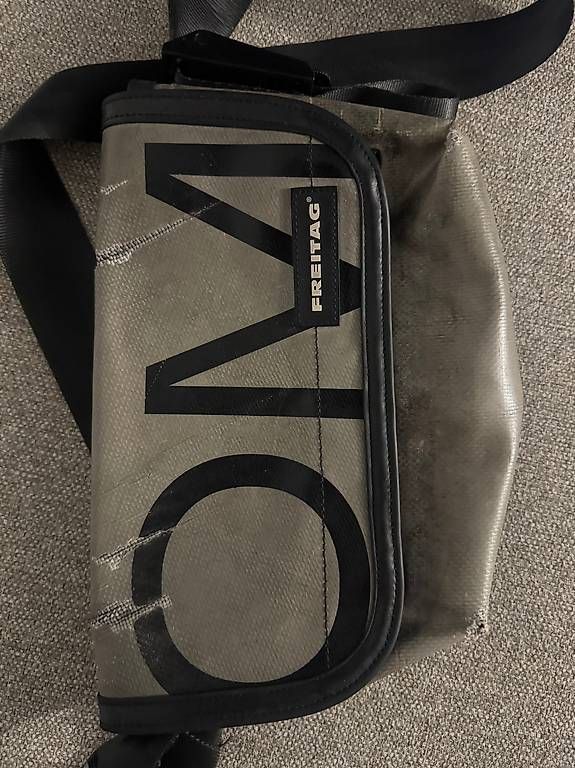 Borse: Borsa freitag – Usato da Massagno venduto da whi_d5bd 3