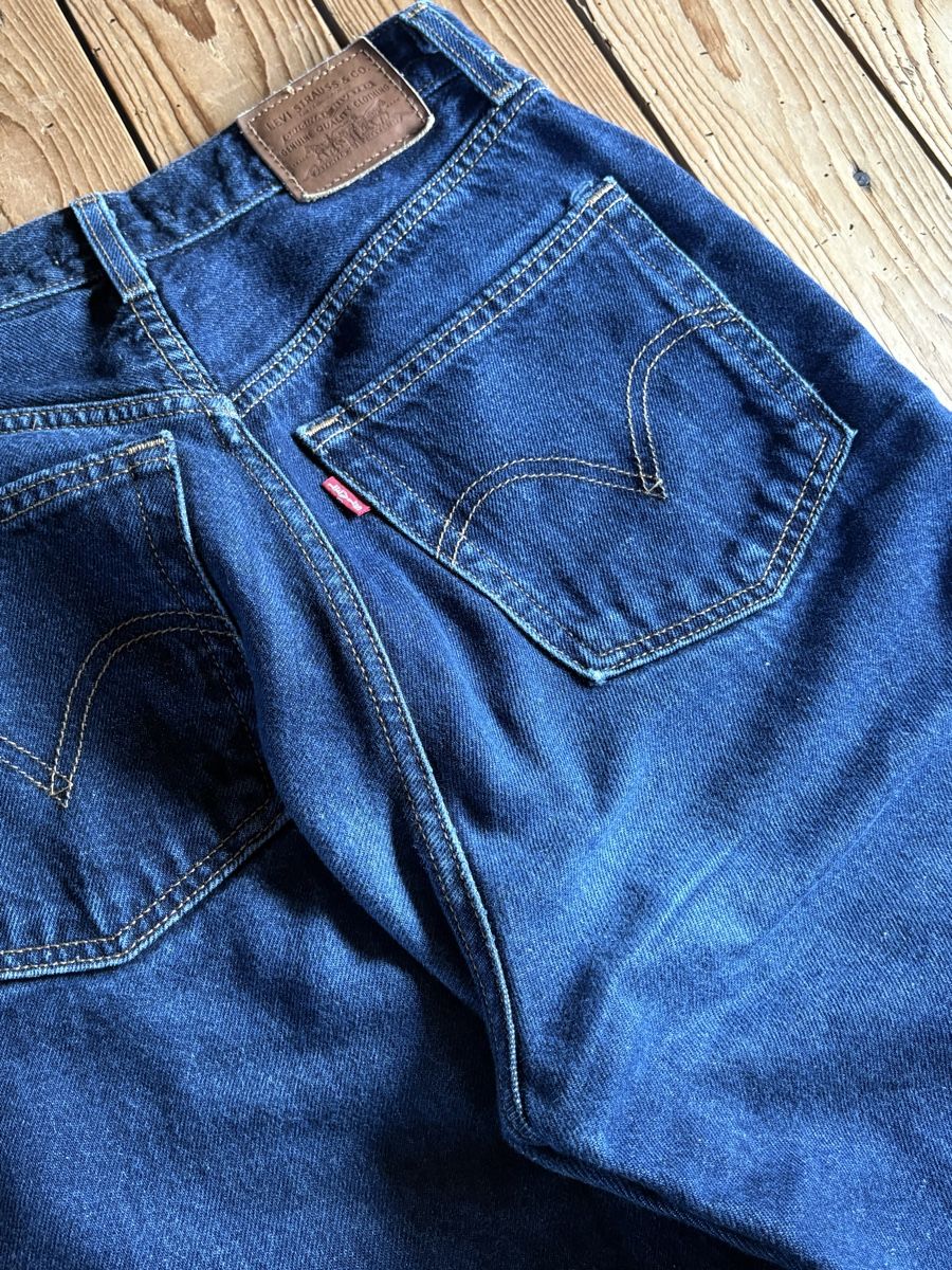 Levi's Jeans: Levi's High Loose 27 – Gebraucht aus Gümligen von lou_zm9f 3