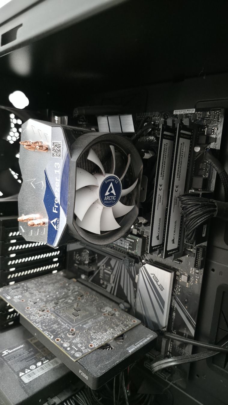 Asus PCs: PC Gehäuse mit Komponenten und Zubehör – Défectueux à Kloten par Robiin_zan 5