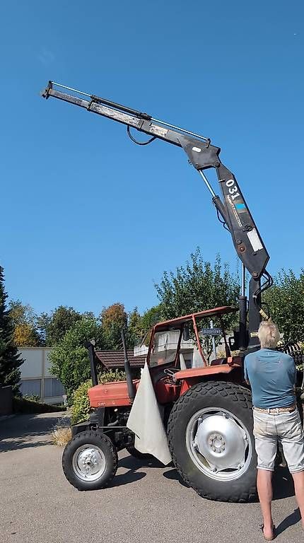 Nutzfahrzeuge: Massey Ferguson 135 SUP mit Ladekran – Gebraucht aus Hombrechtikon von Stella8 5