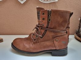 Schöne Mustang Stiefeletten gefüttert, 39