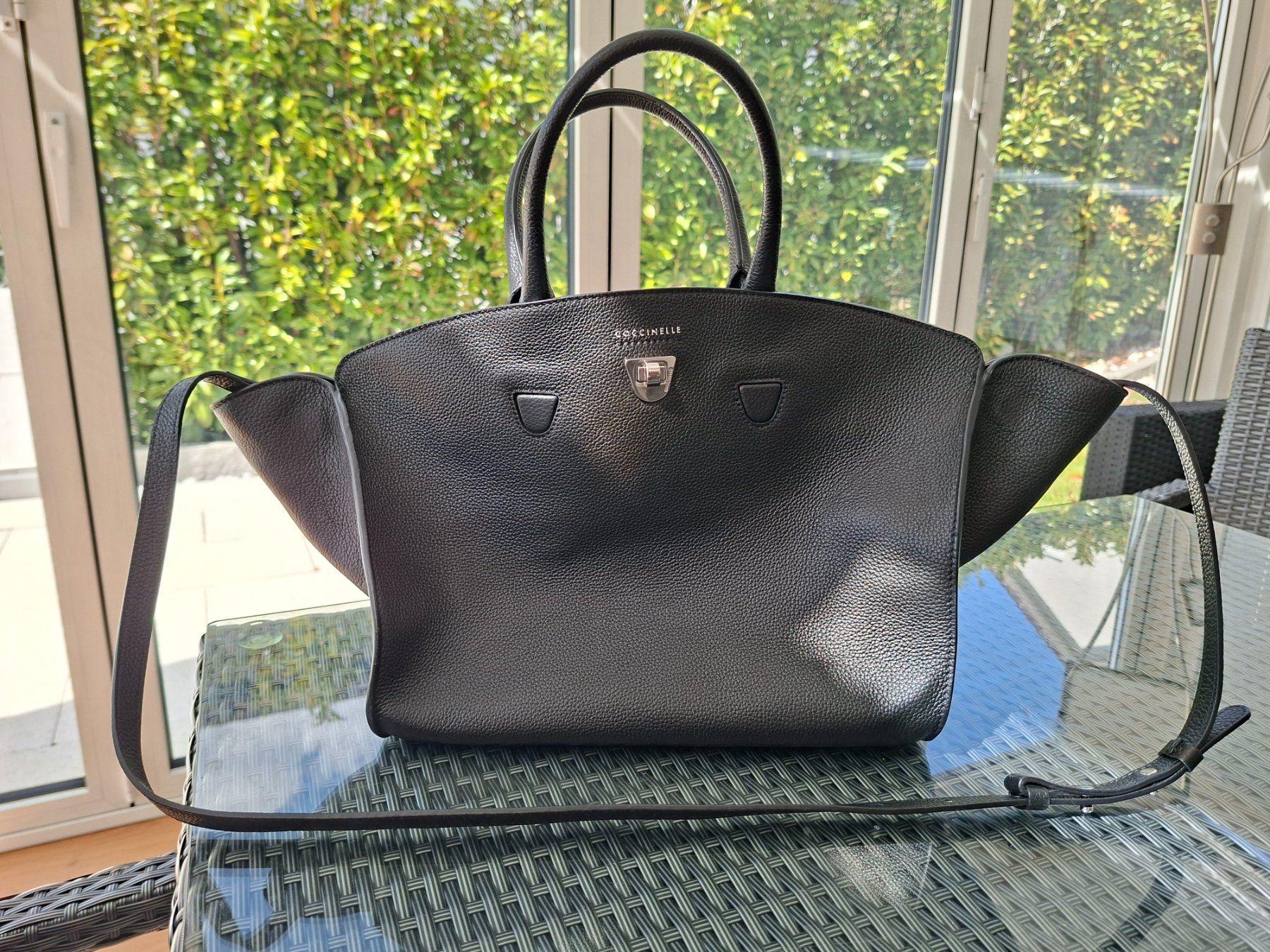 Coccinelle Borse da donna: Coccinelle Ledertasche schwarz, Herbst-Angebot! – Usato da Niederweningen venduto da gra_7npt 1