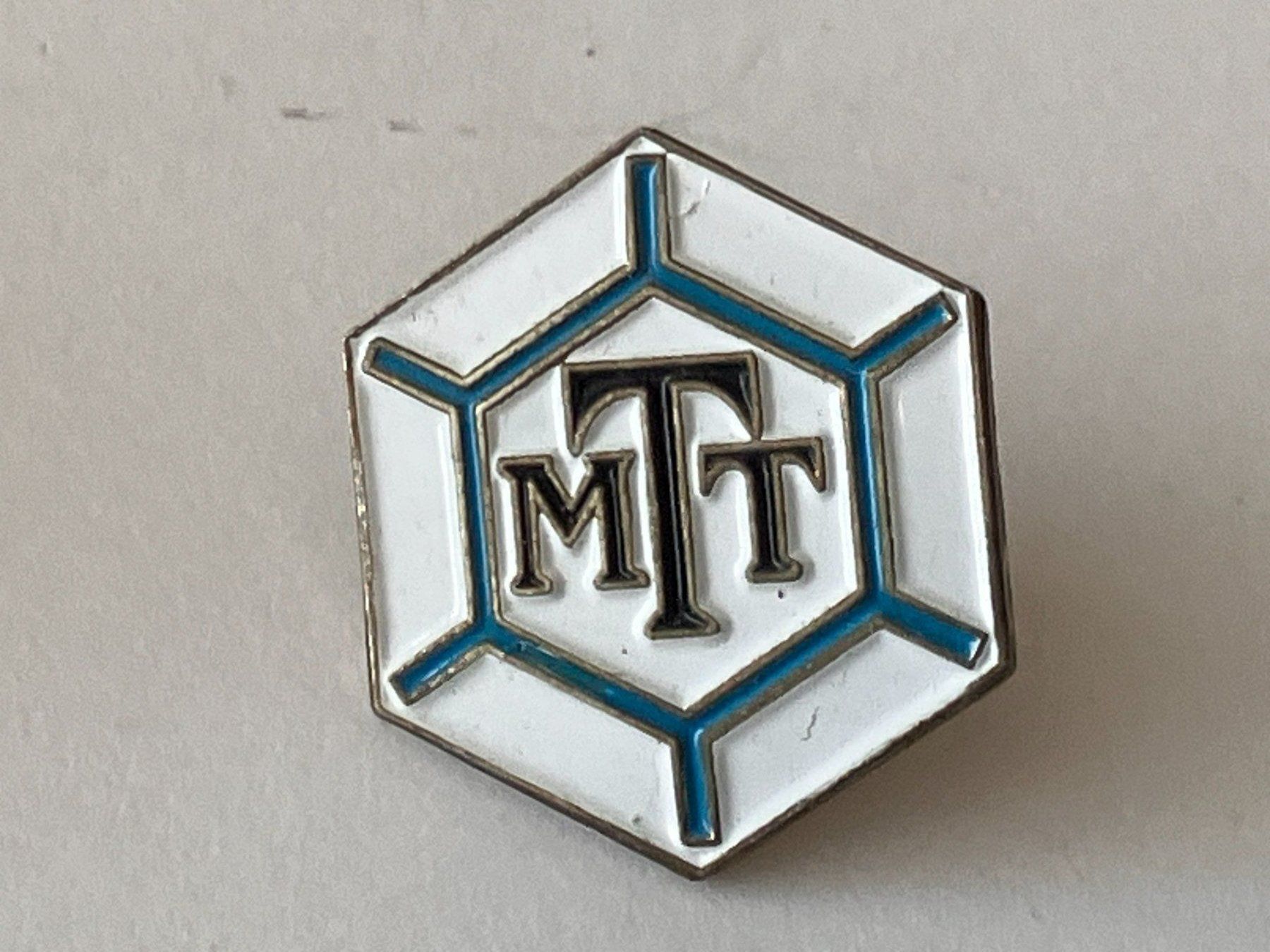 Placchette & Badge: 1 Pin MTT – Usato da Basel venduto da djwwpp