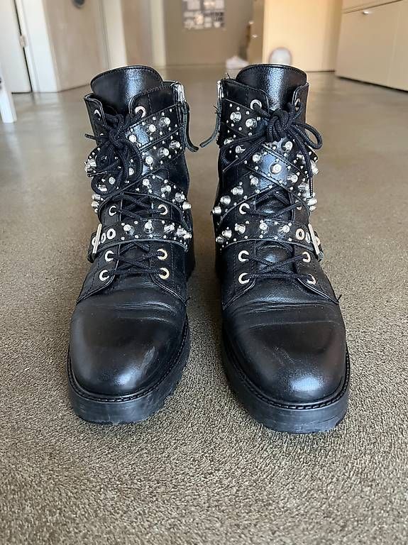 Scarpe da donna: ZARA Damen Stiefeletten Gr. 40 – Usato da Zürich venduto da fab_fwr9 1