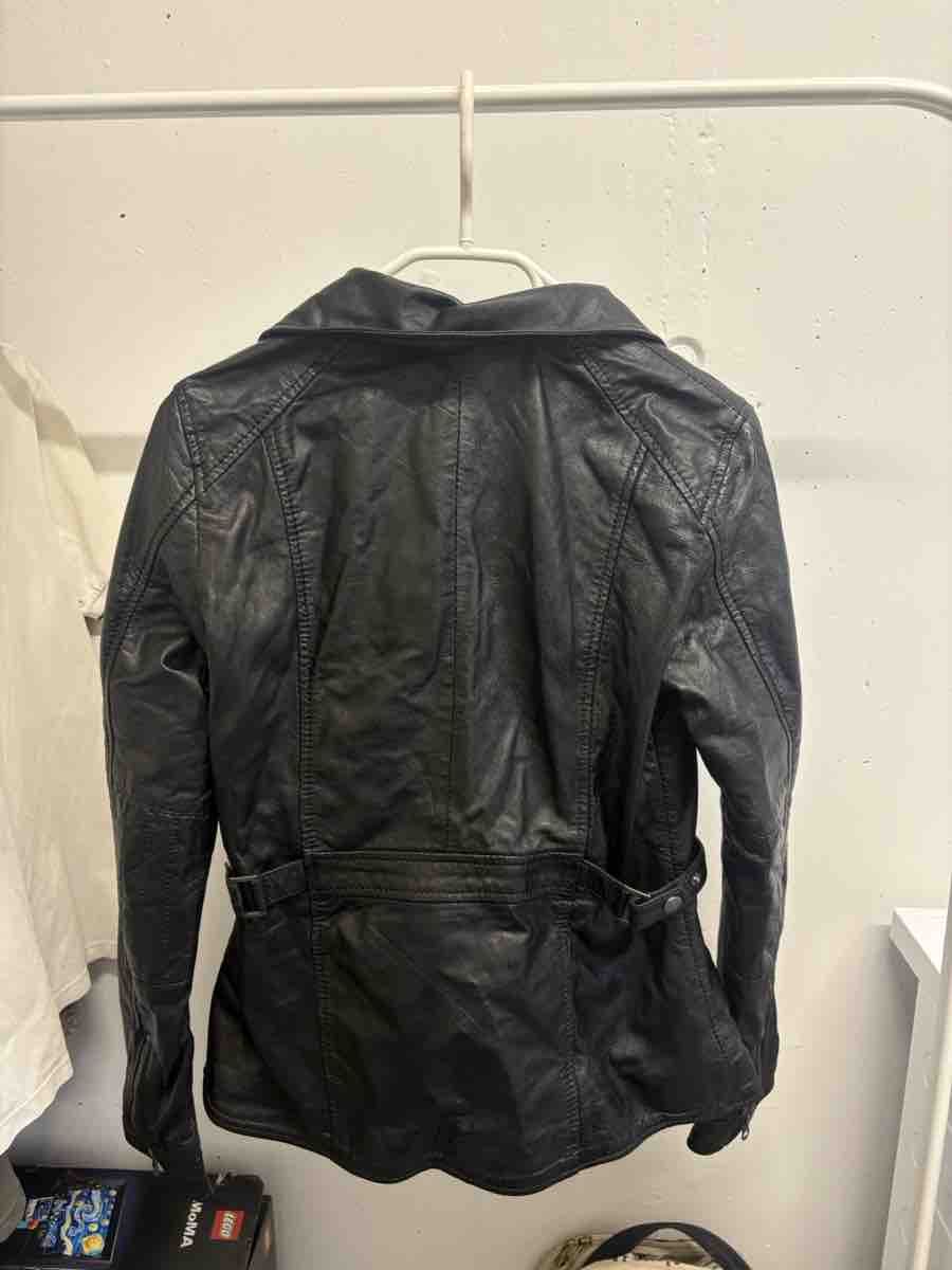 Jacken: Giacca 7eleven pelle nera – Neu (gemäss Beschreibung) aus Giubiasco von mol_f9mf 4