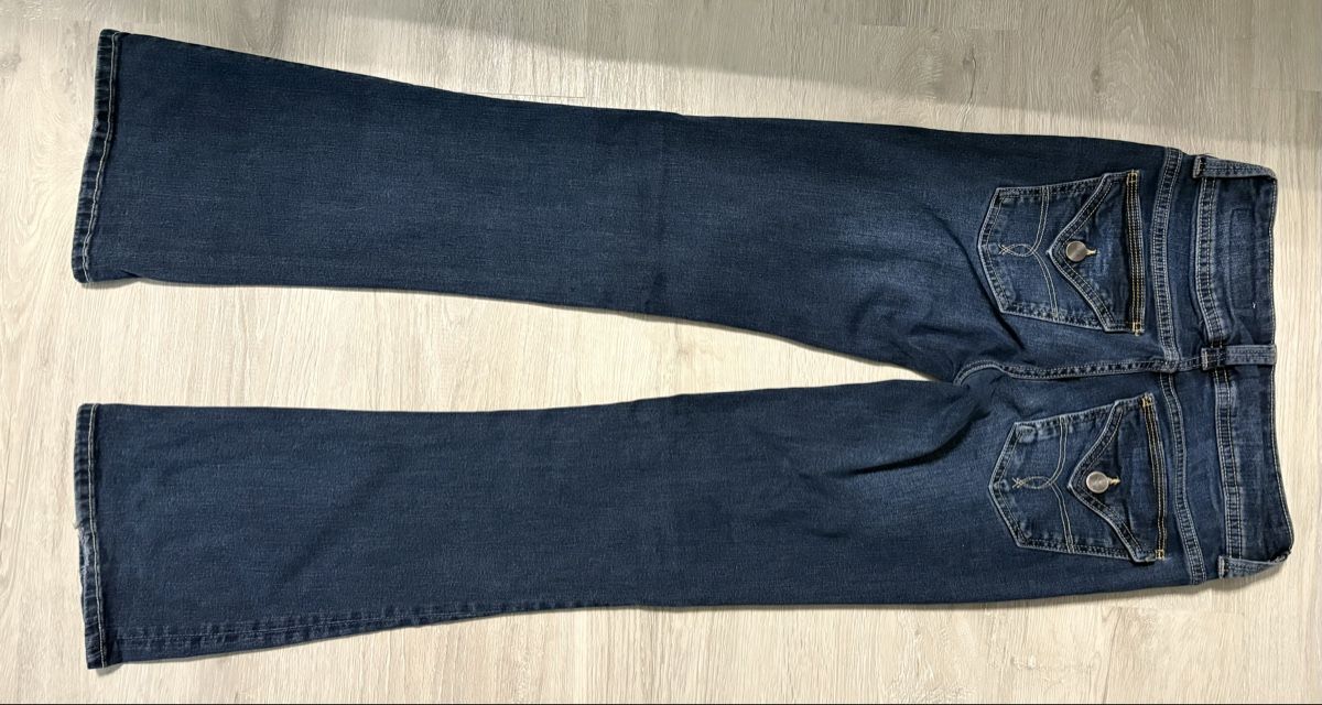 Bershka Jeans: Jeans BERSHKA – Usato da Martigny venduto da jcj_j2fb 1